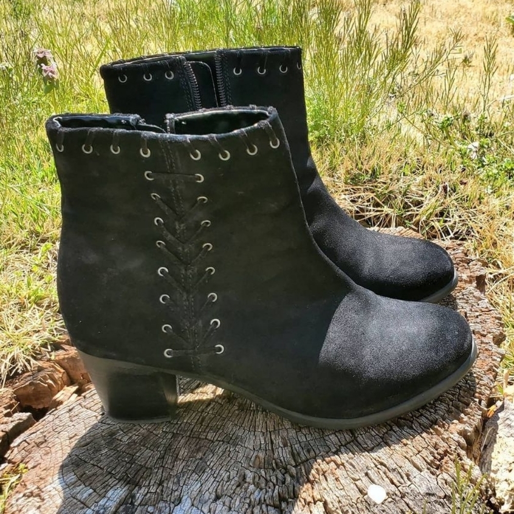 Black booties, Mildly Worn
